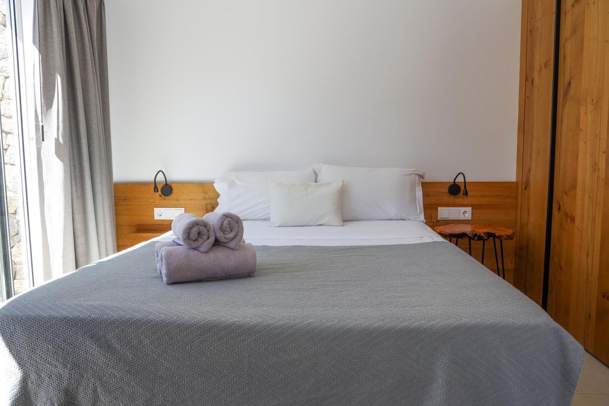 Cala Vadella Beachwalk *